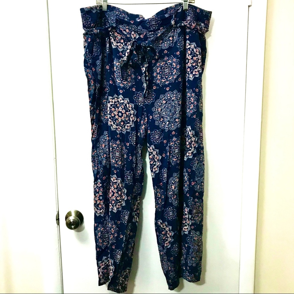 Torrid 3 Rayon Challis Elastic Waist Boho Pants
